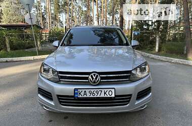 Позашляховик / Кросовер Volkswagen Touareg 2010 в Броварах