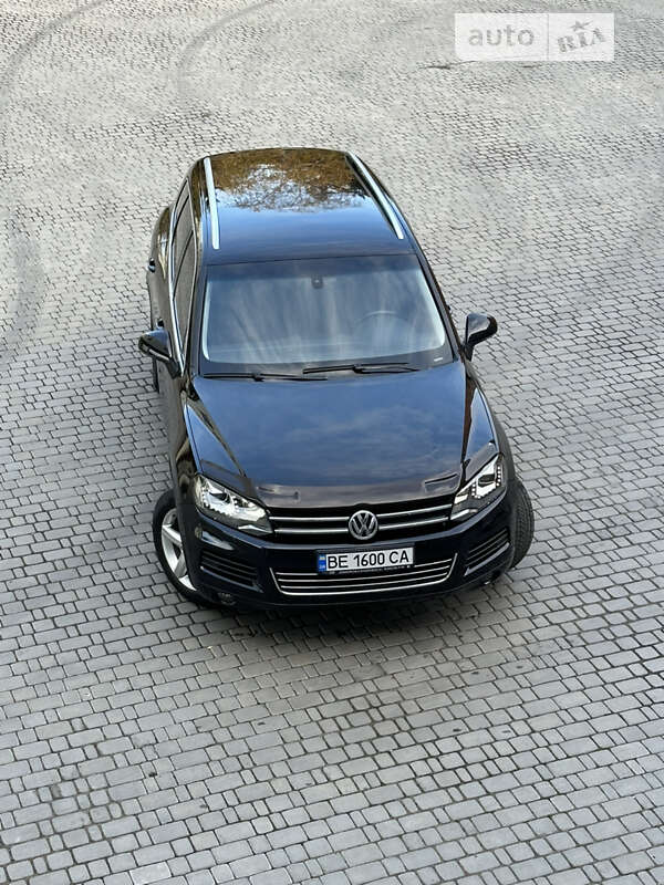 Внедорожник / Кроссовер Volkswagen Touareg 2013 в Первомайске