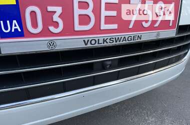 Позашляховик / Кросовер Volkswagen Touareg 2014 в Рівному