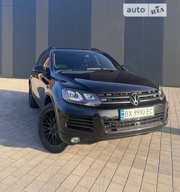 Позашляховик / Кросовер Volkswagen Touareg 2010 в Хмельницькому
