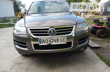 Позашляховик / Кросовер Volkswagen Touareg 2008 в Хусті