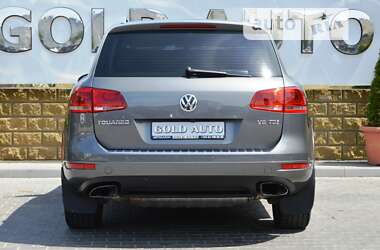 Внедорожник / Кроссовер Volkswagen Touareg 2013 в Одессе