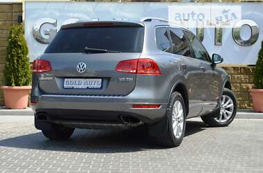 Внедорожник / Кроссовер Volkswagen Touareg 2013 в Одессе