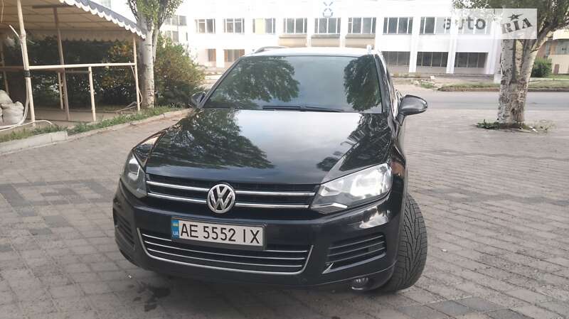 Внедорожник / Кроссовер Volkswagen Touareg 2013 в Славянске
