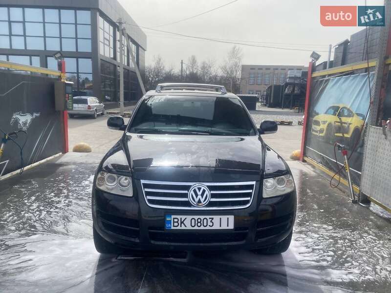 Позашляховик / Кросовер Volkswagen Touareg 2003 в Шепетівці