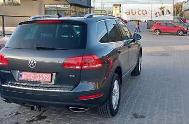 Позашляховик / Кросовер Volkswagen Touareg 2011 в Теребовлі