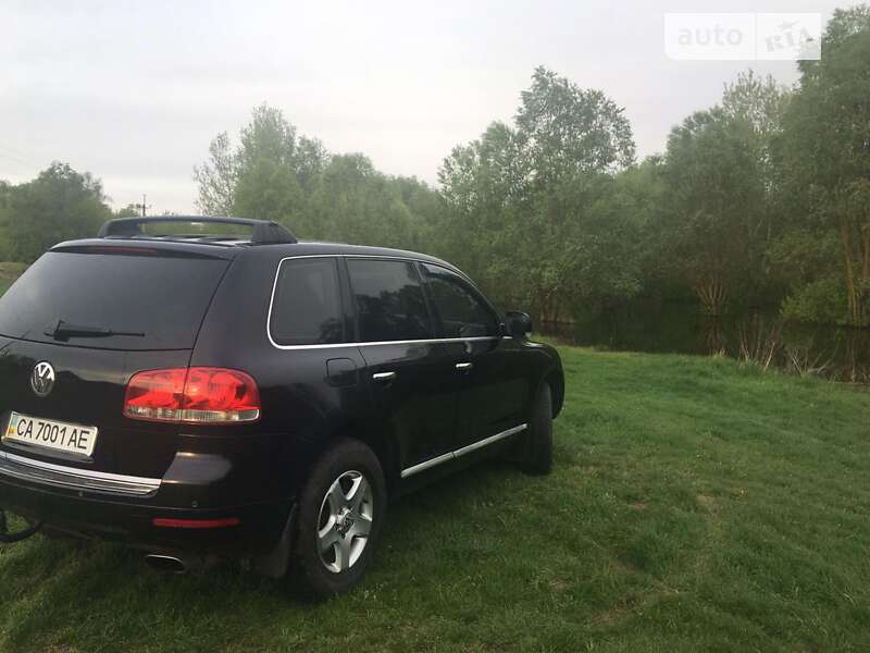 Позашляховик / Кросовер Volkswagen Touareg 2003 в Лубнах