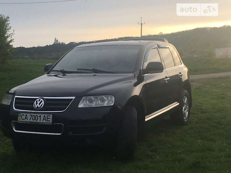 Позашляховик / Кросовер Volkswagen Touareg 2003 в Лубнах