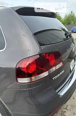 Внедорожник / Кроссовер Volkswagen Touareg 2009 в Львове