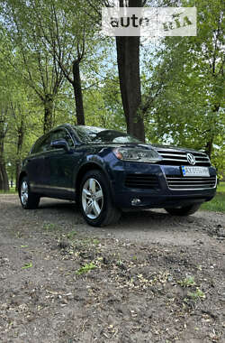 Позашляховик / Кросовер Volkswagen Touareg 2012 в Харкові