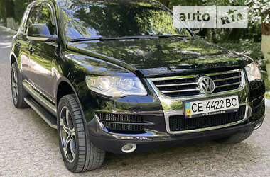 Внедорожник / Кроссовер Volkswagen Touareg 2007 в Черновцах