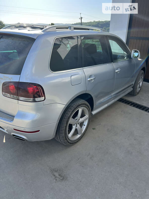 Внедорожник / Кроссовер Volkswagen Touareg 2007 в Черновцах