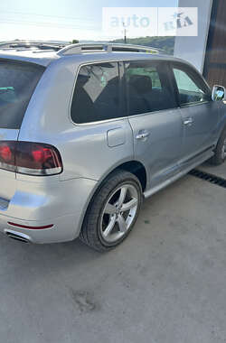 Внедорожник / Кроссовер Volkswagen Touareg 2007 в Черновцах