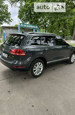 Внедорожник / Кроссовер Volkswagen Touareg 2012 в Карловке