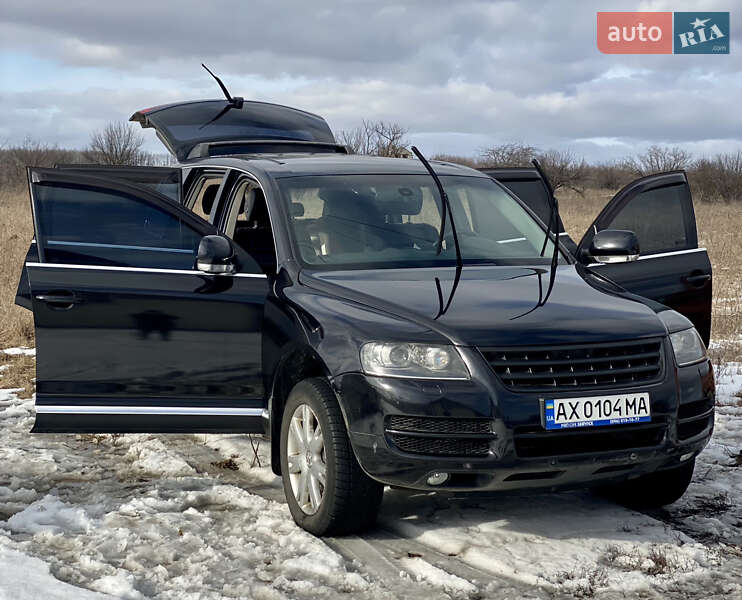 Позашляховик / Кросовер Volkswagen Touareg 2006 в Харкові