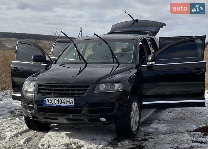 Позашляховик / Кросовер Volkswagen Touareg 2006 в Харкові