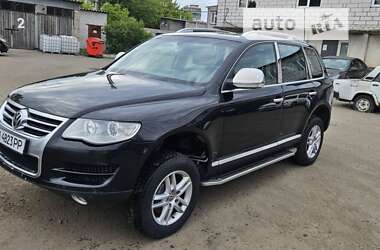 Позашляховик / Кросовер Volkswagen Touareg 2009 в Києві