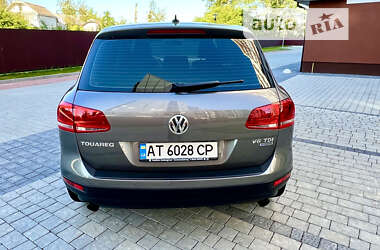 Позашляховик / Кросовер Volkswagen Touareg 2012 в Івано-Франківську