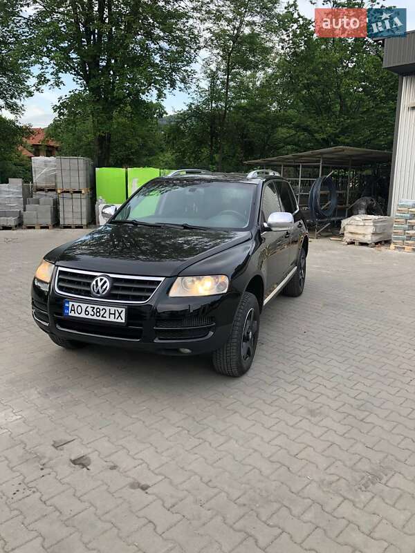 Внедорожник / Кроссовер Volkswagen Touareg 2007 в Поляне