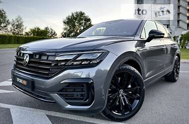 Позашляховик / Кросовер Volkswagen Touareg 2023 в Києві