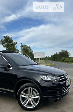 Позашляховик / Кросовер Volkswagen Touareg 2012 в Подільську