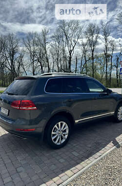 Внедорожник / Кроссовер Volkswagen Touareg 2012 в Ивано-Франковске