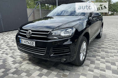 Внедорожник / Кроссовер Volkswagen Touareg 2012 в Гадяче