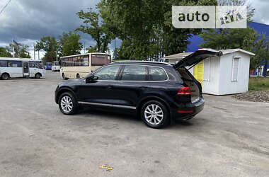 Позашляховик / Кросовер Volkswagen Touareg 2012 в Львові