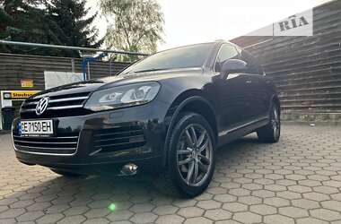 Внедорожник / Кроссовер Volkswagen Touareg 2011 в Черновцах