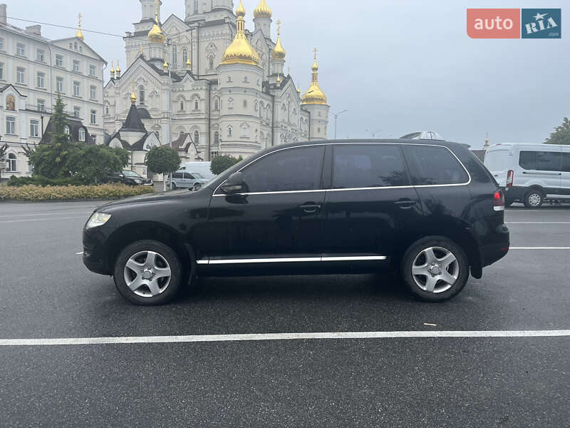 Позашляховик / Кросовер Volkswagen Touareg 2008 в Кременці