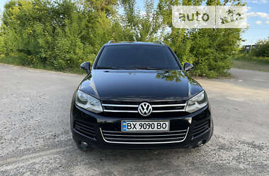 Позашляховик / Кросовер Volkswagen Touareg 2012 в Хмельницькому