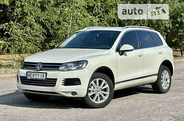 Внедорожник / Кроссовер Volkswagen Touareg 2011 в Днепре