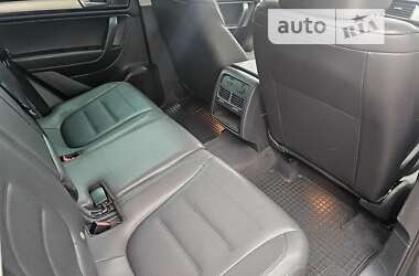 Внедорожник / Кроссовер Volkswagen Touareg 2010 в Коломые