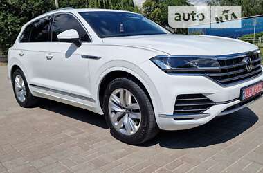 Позашляховик / Кросовер Volkswagen Touareg 2021 в Тернополі