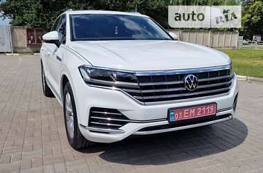 Позашляховик / Кросовер Volkswagen Touareg 2021 в Тернополі