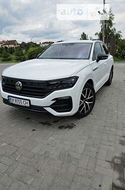 Внедорожник / Кроссовер Volkswagen Touareg 2021 в Хмельницком