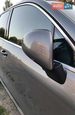 Позашляховик / Кросовер Volkswagen Touareg 2013 в 