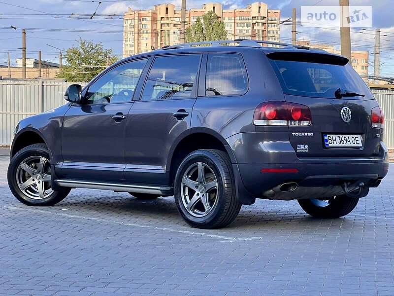 Внедорожник / Кроссовер Volkswagen Touareg 2007 в Одессе