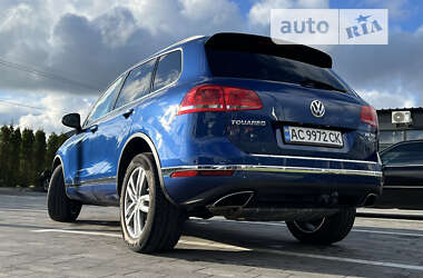 Позашляховик / Кросовер Volkswagen Touareg 2015 в Луцьку