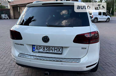 Внедорожник / Кроссовер Volkswagen Touareg 2011 в Запорожье