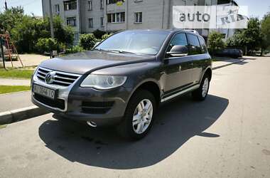 Внедорожник / Кроссовер Volkswagen Touareg 2007 в Киеве