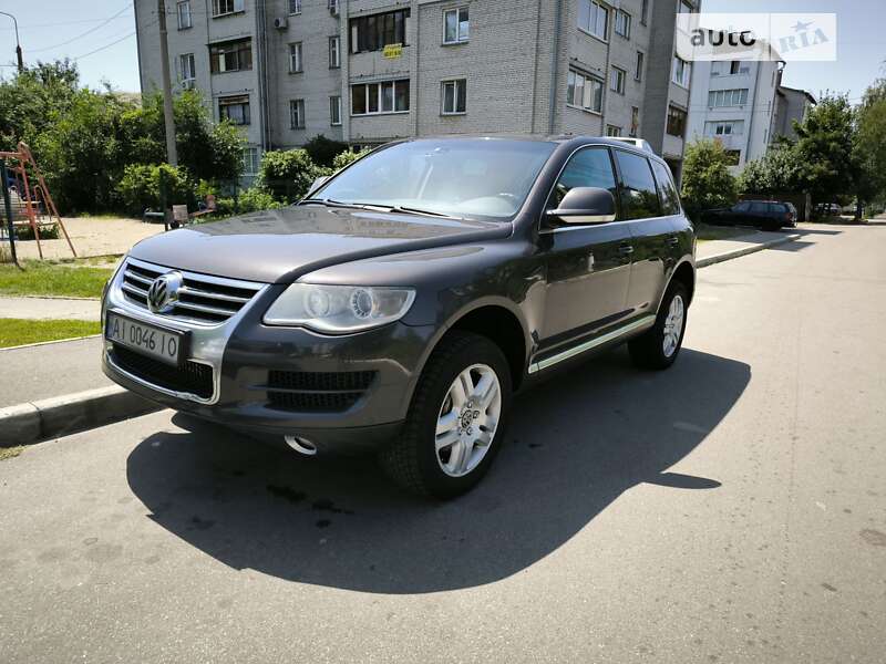 Позашляховик / Кросовер Volkswagen Touareg 2007 в Києві