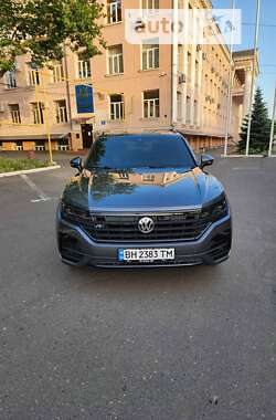 Внедорожник / Кроссовер Volkswagen Touareg 2019 в Одессе