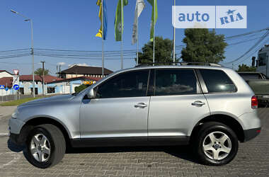 Внедорожник / Кроссовер Volkswagen Touareg 2004 в Киеве