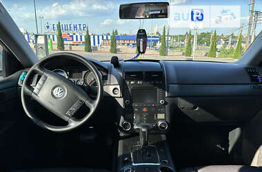 Внедорожник / Кроссовер Volkswagen Touareg 2004 в Киеве