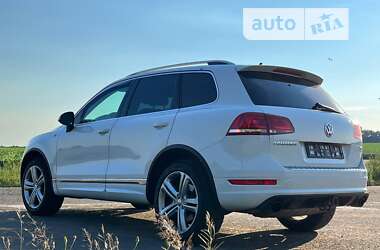 Позашляховик / Кросовер Volkswagen Touareg 2014 в Прилуках