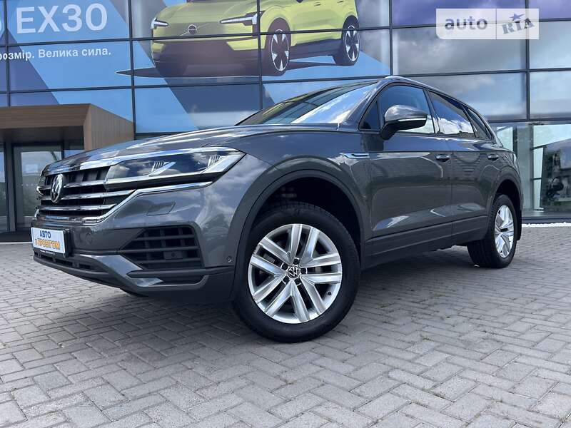 Внедорожник / Кроссовер Volkswagen Touareg 2020 в Полтаве