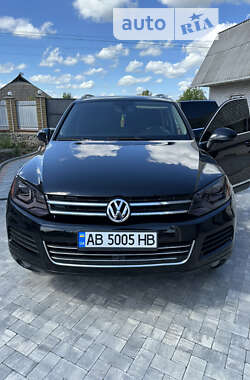 Позашляховик / Кросовер Volkswagen Touareg 2012 в Погребище