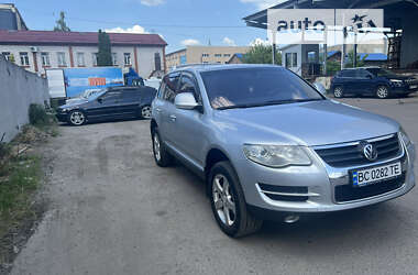 Внедорожник / Кроссовер Volkswagen Touareg 2007 в 