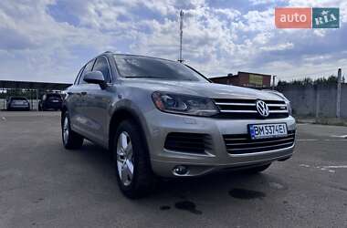 Позашляховик / Кросовер Volkswagen Touareg 2010 в Сумах